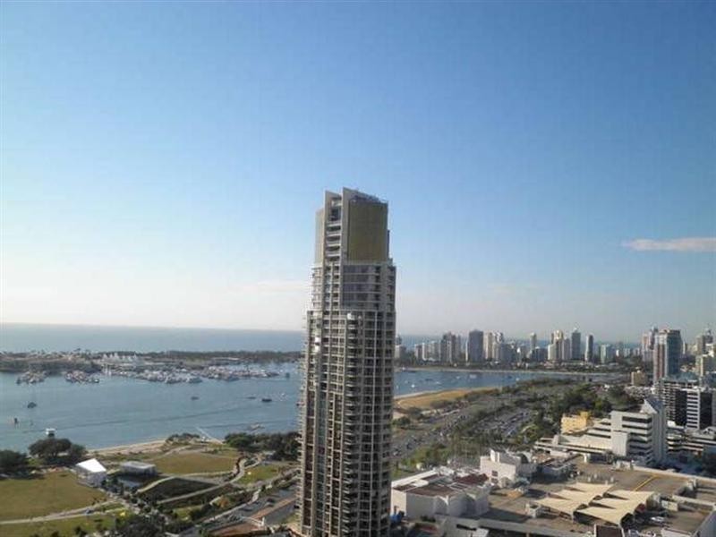 292/105 Scarborough Street, Southport QLD 4215