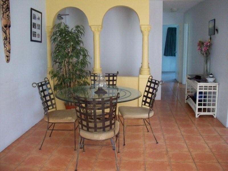 14/28 Old Burleigh Road, Surfers Paradise QLD 4217