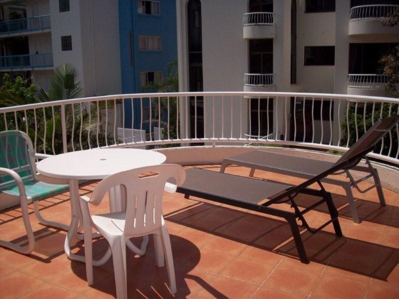 14/28 Old Burleigh Road, Surfers Paradise QLD 4217