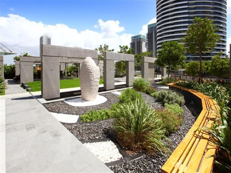 3102 Oracle, 4 Charles Avenue, Broadbeach QLD 4218