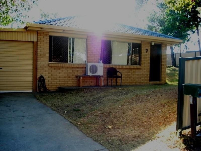 7 Anne Street, Southport QLD 4215