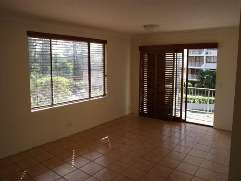 7/49 Old Burleigh Road, Surfers Paradise QLD 4217