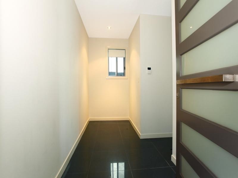 3/5021 Emerald Island Drive, Carrara QLD 4211