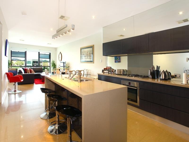 5/5019 Emerald Island Drive, Carrara QLD 4211