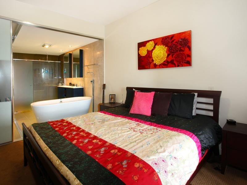 5/5019 Emerald Island Drive, Carrara QLD 4211