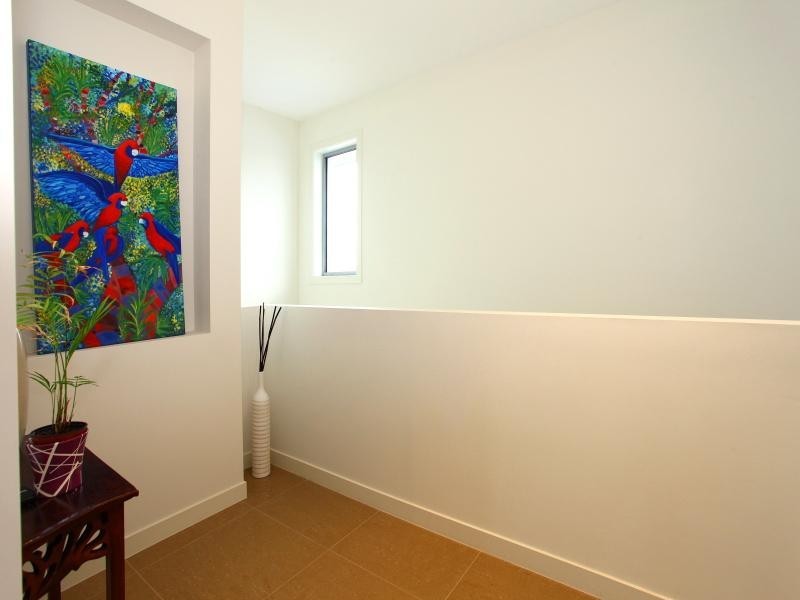 5/5019 Emerald Island Drive, Carrara QLD 4211