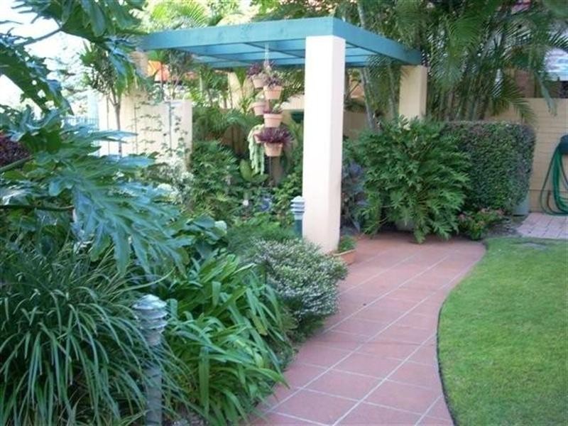 3/99 Old Burleigh, Broadbeach QLD 4218