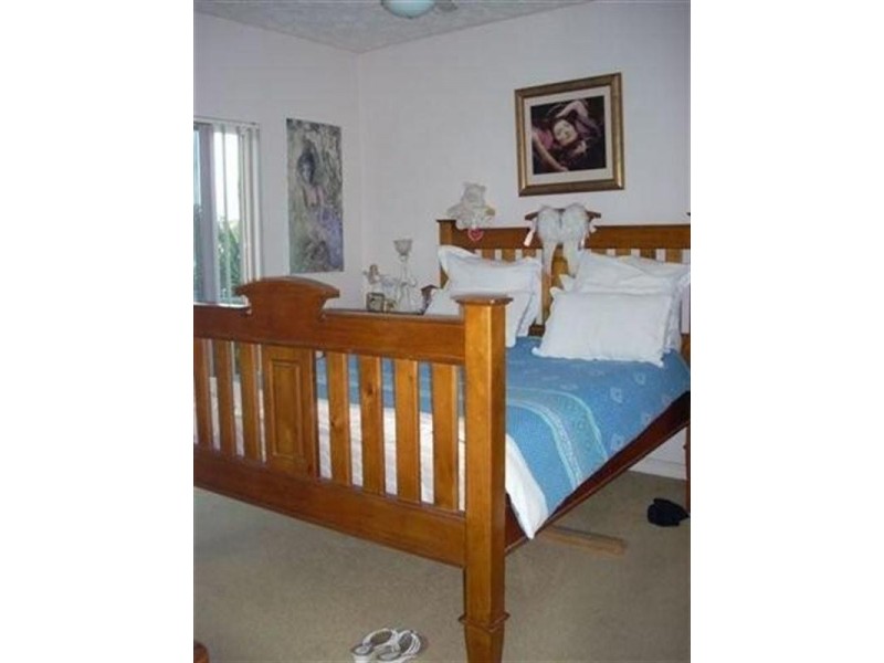 3/99 Old Burleigh, Broadbeach QLD 4218