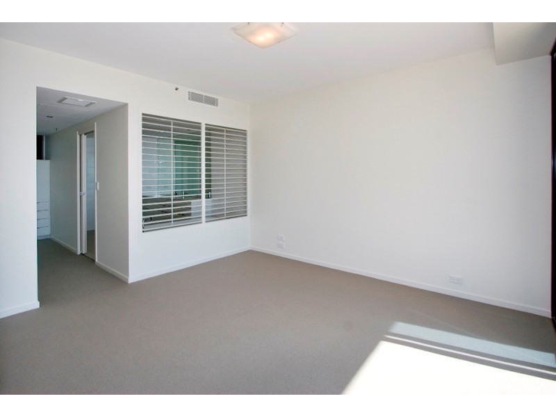 Broadbeach QLD 4218
