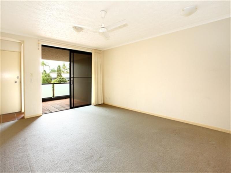 13/20 Illawong Street, Surfers Paradise QLD 4217