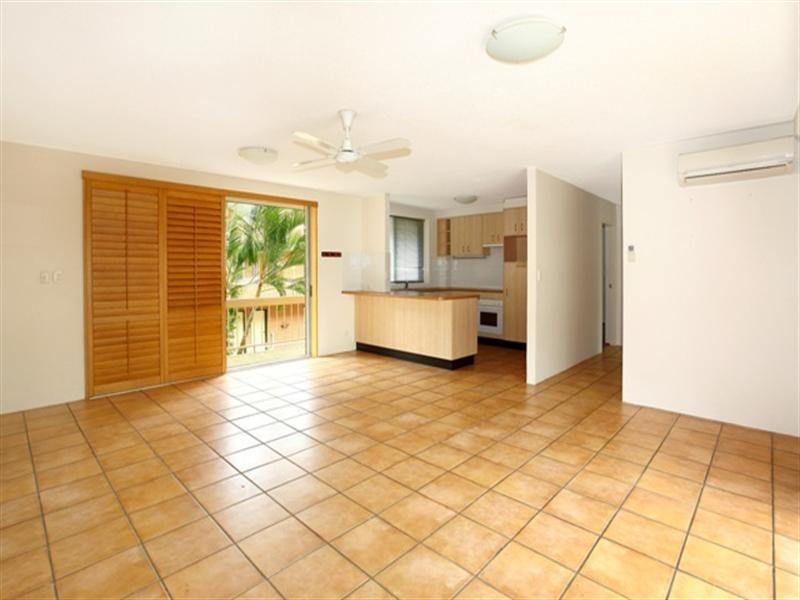 5/18 Tarcoola Crescent, Surfers Paradise QLD 4217