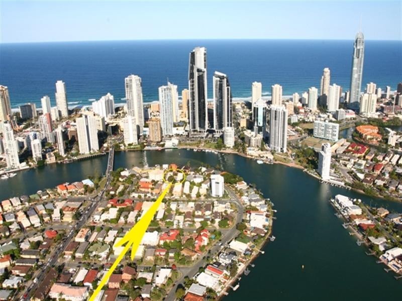 5/18 Tarcoola Crescent, Surfers Paradise QLD 4217