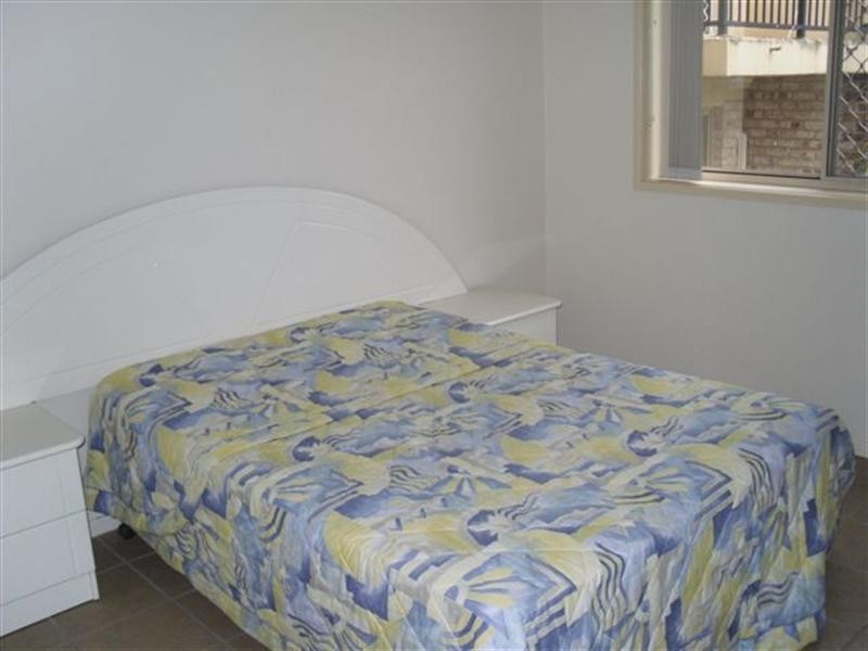 20/14 Spendelove Avenue, Southport QLD 4215