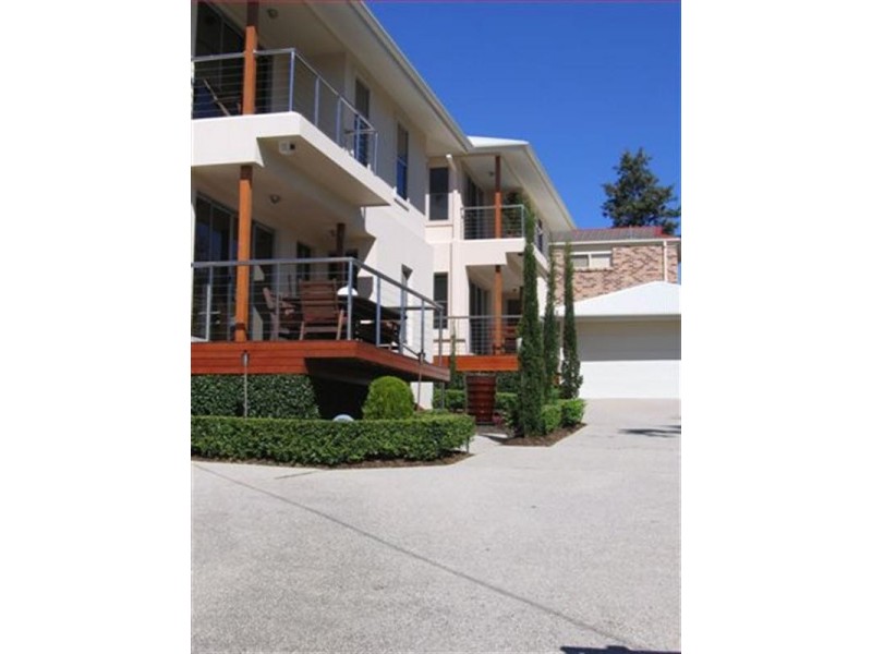 1/88 Falconer Street, Southport QLD 4215