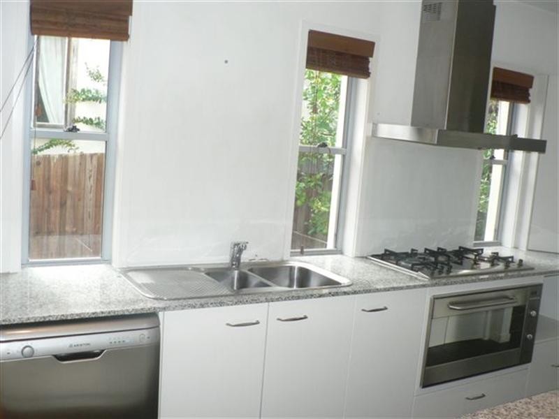 1/88 Falconer Street, Southport QLD 4215