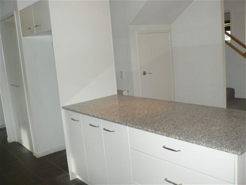 1/88 Falconer Street, Southport QLD 4215