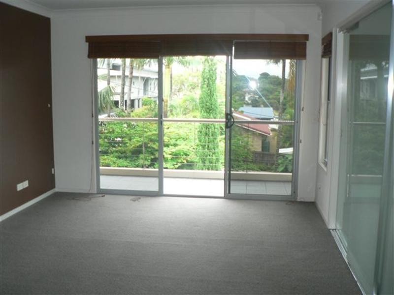 1/88 Falconer Street, Southport QLD 4215