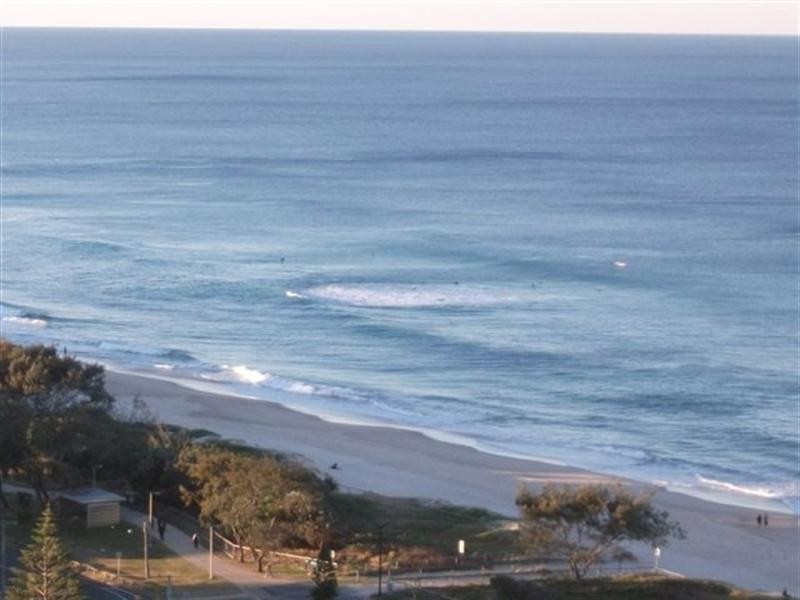 1401/159 Old Burleigh Road, Broadbeach QLD 4218