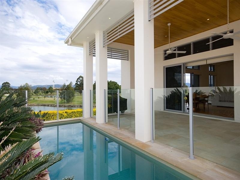 1029 Lakeview Terrace, Benowa QLD 4217