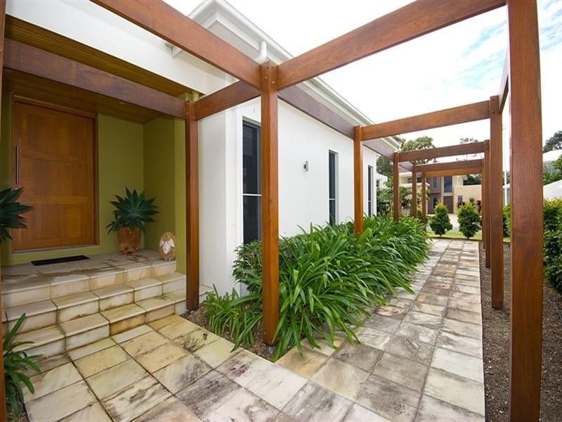 1029 Lakeview Terrace, Benowa QLD 4217