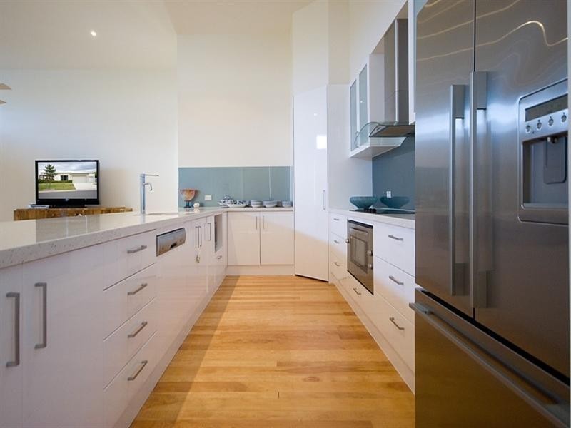 1029 Lakeview Terrace, Benowa QLD 4217