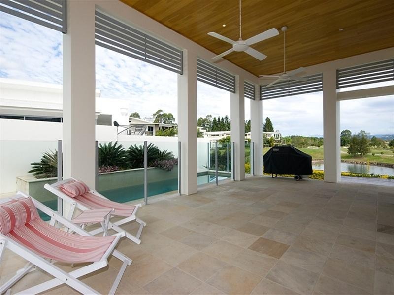 1029 Lakeview Terrace, Benowa QLD 4217