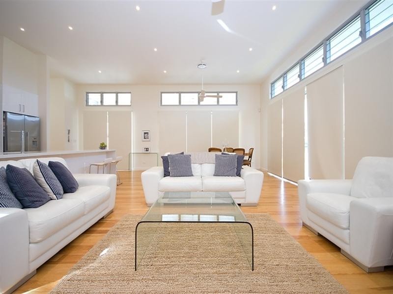 1029 Lakeview Terrace, Benowa QLD 4217