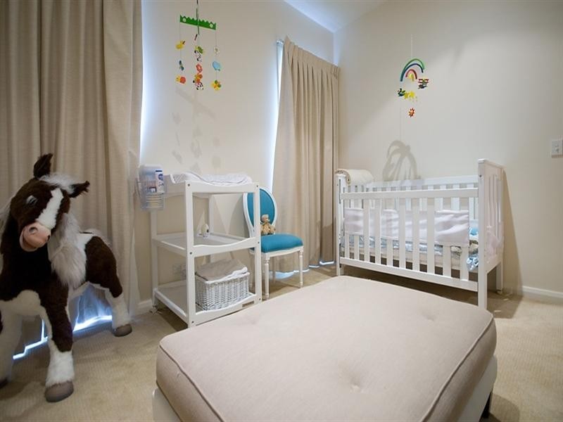 1029 Lakeview Terrace, Benowa QLD 4217