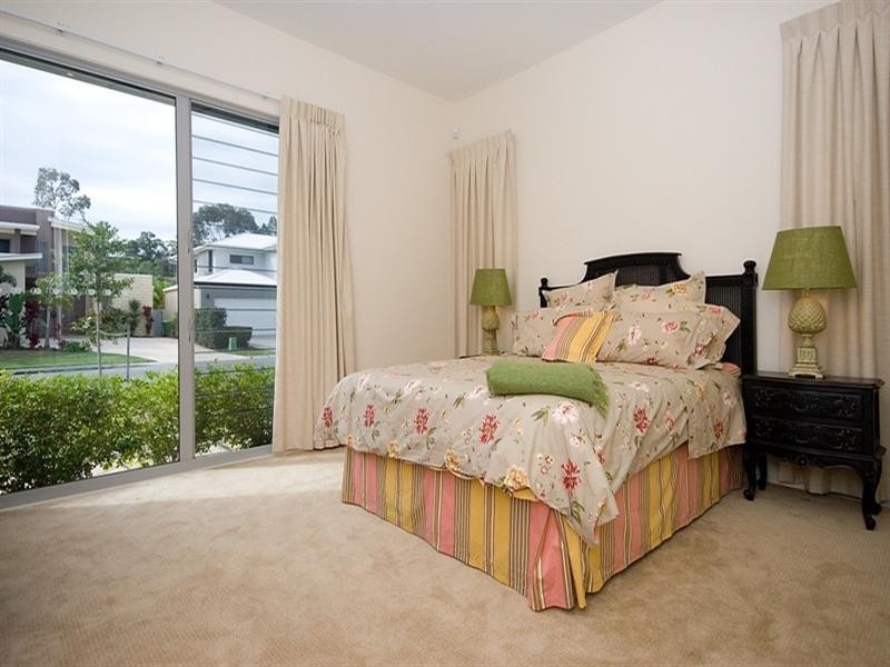 1029 Lakeview Terrace, Benowa QLD 4217