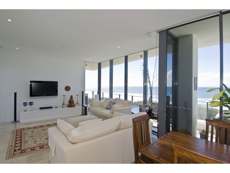 Broadbeach QLD 4218