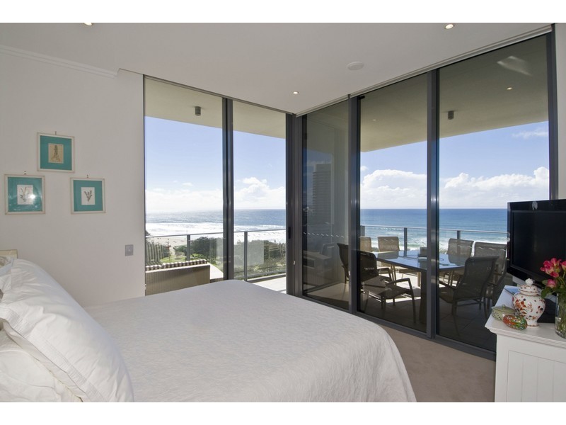 Broadbeach QLD 4218