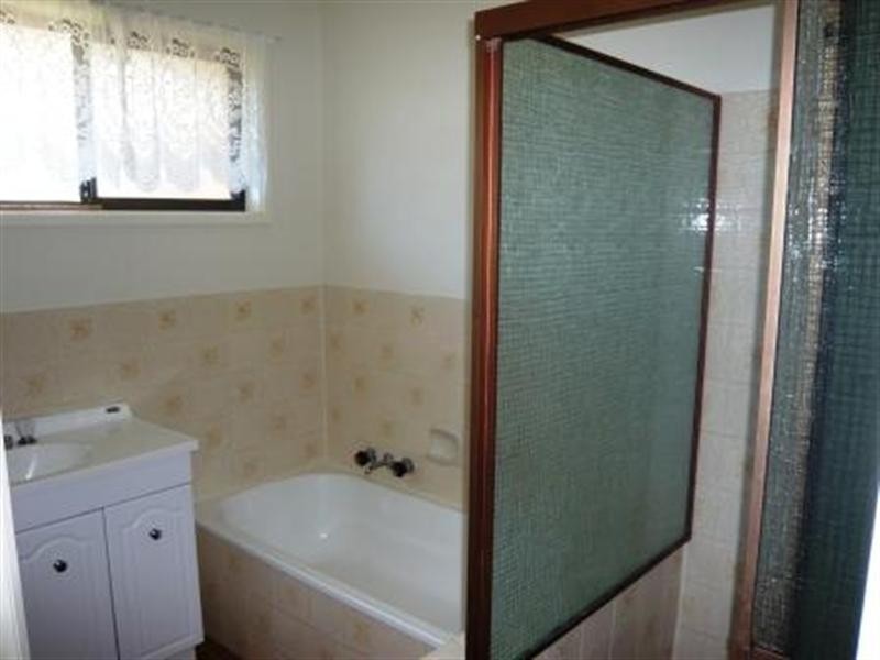 1/8 Peacock Place, Burleigh Waters QLD 4220