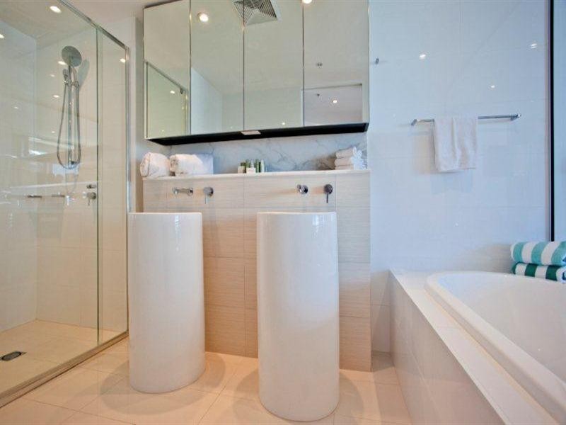 2501/4 ‘Oracle’, Charles Avenue, Broadbeach QLD 4218