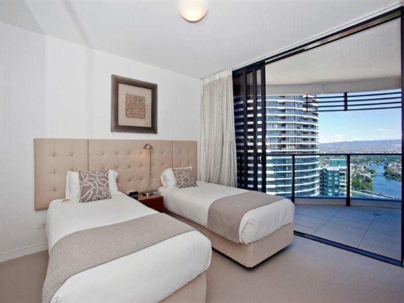 2501/4 ‘Oracle’, Charles Avenue, Broadbeach QLD 4218