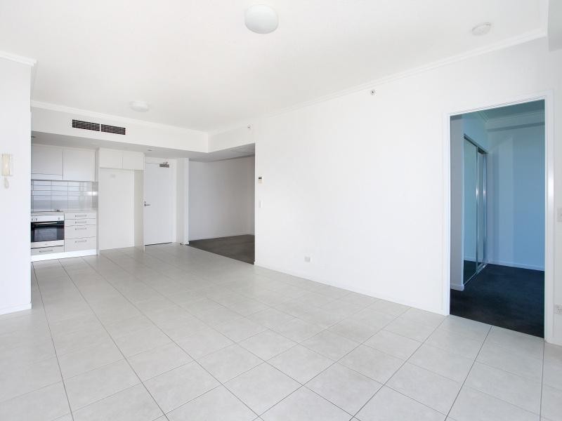183 ‘Ocean Pacific’, 25 Surf Parade, Broadbeach QLD 4218