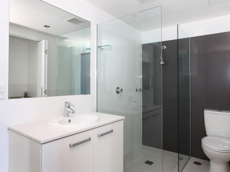 183 ‘Ocean Pacific’, 25 Surf Parade, Broadbeach QLD 4218