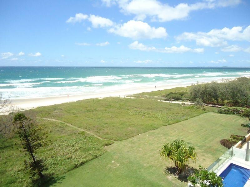 4 ‘On The Park’ 255 Hedges Avenue, Mermaid Beach QLD 4218