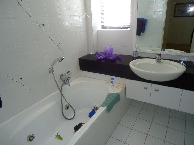 4 ‘On The Park’ 255 Hedges Avenue, Mermaid Beach QLD 4218