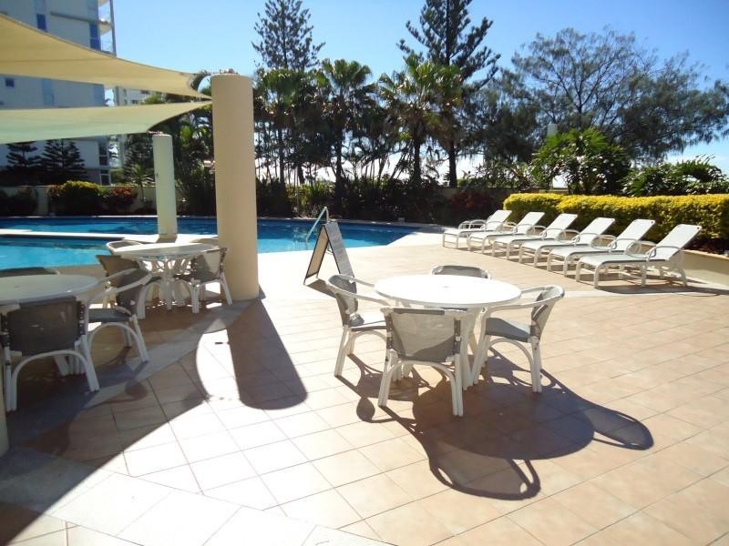 65 ‘Oceana’ 100 Old Burleigh Road, Broadbeach QLD 4218