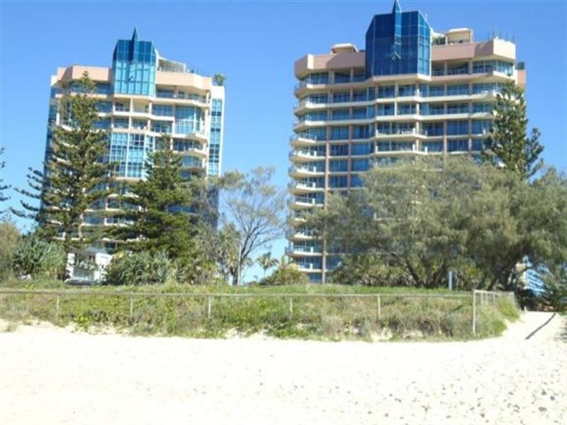 65 ‘Oceana’ 100 Old Burleigh Road, Broadbeach QLD 4218