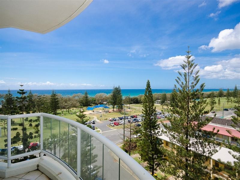27 (6A) ‘Carmel by the Sea’ 177 Old Burleigh Road, Broadbeach QLD 4218