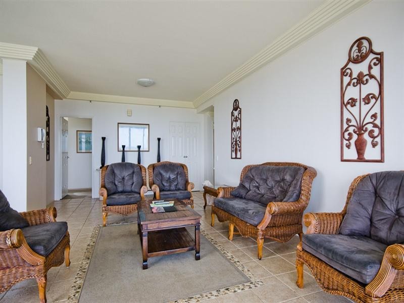 27 (6A) ‘Carmel by the Sea’ 177 Old Burleigh Road, Broadbeach QLD 4218