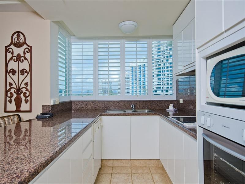 27 (6A) ‘Carmel by the Sea’ 177 Old Burleigh Road, Broadbeach QLD 4218