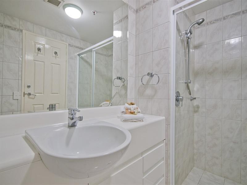 27 (6A) ‘Carmel by the Sea’ 177 Old Burleigh Road, Broadbeach QLD 4218