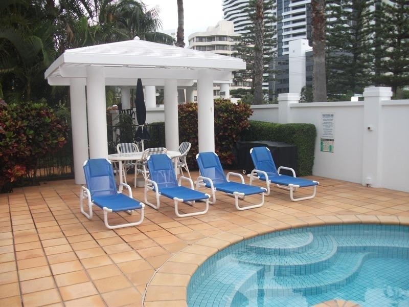 4/3 Federation Avenue, Broadbeach QLD 4218