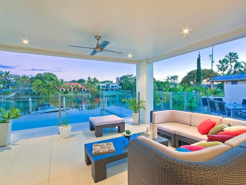 8 Binda Place, Sorrento QLD 4217