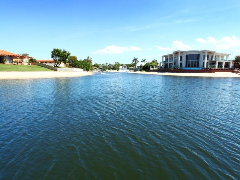 13 Beverley Crescent, Broadbeach Waters QLD 4218