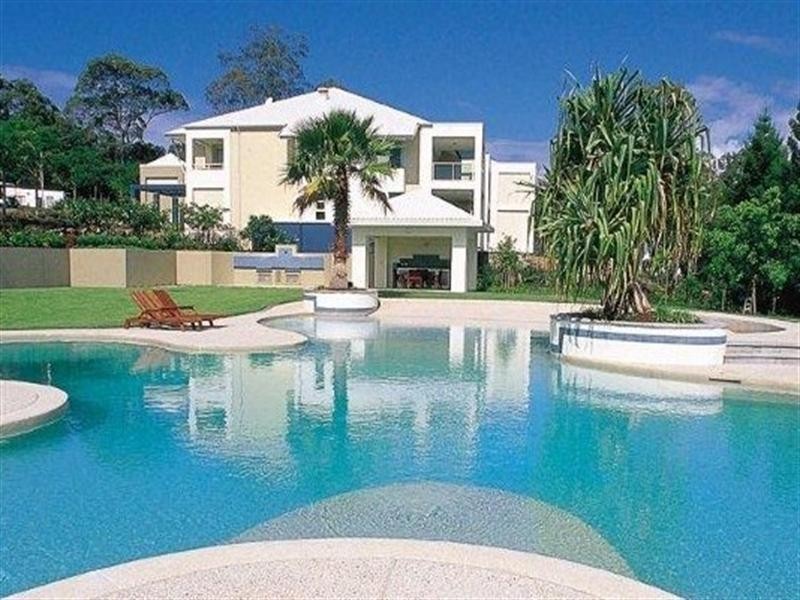 4167 Archer Hill, Benowa QLD 4217