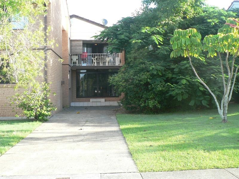 3/50 Oceanic Drive, Mermaid Waters QLD 4218