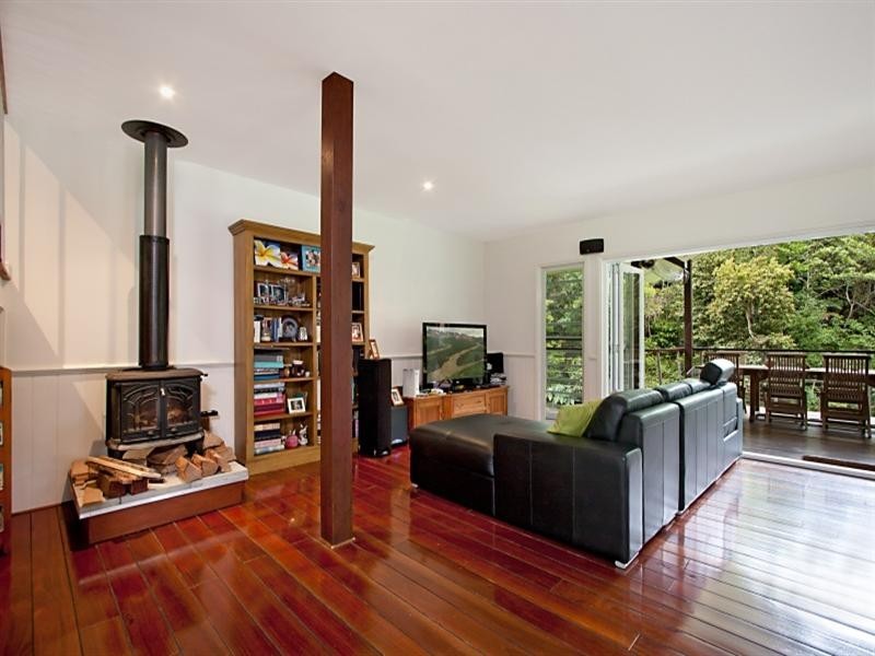 1074 Tallebudgera Creek Road, Tallebudgera Valley QLD 4228